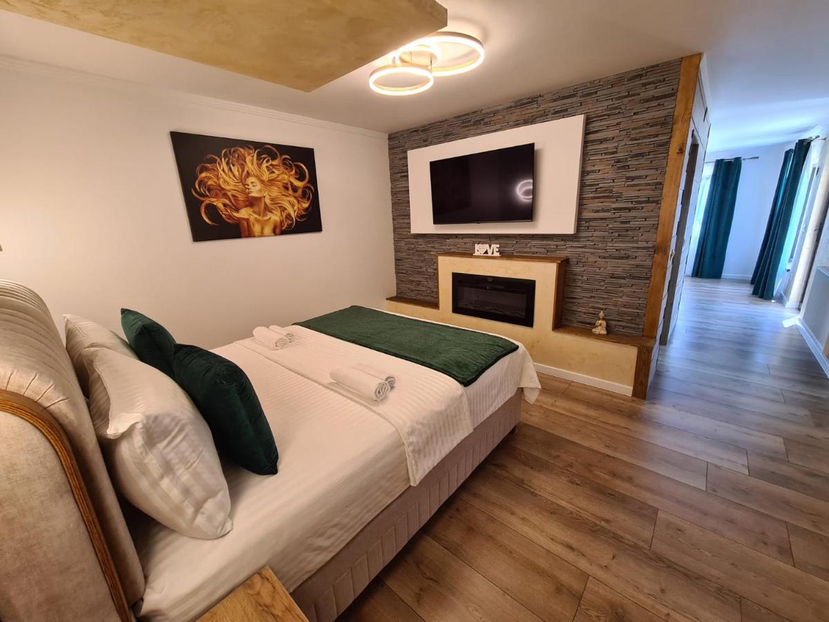 Bella Vista Bungalow Turda Exterior foto